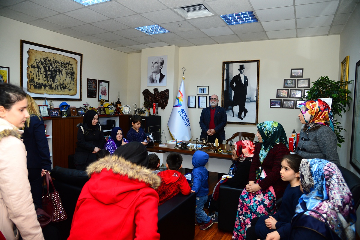 Yakuplu\'lu Kadınlar Belediyeyi Ziyaret Etti
