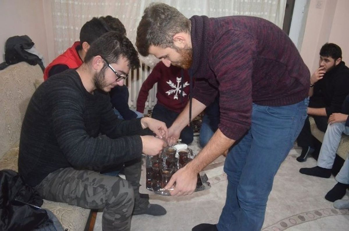 Afyonkarahisar\'da "Çaya Geliyoruz" Projesi Devam Ediyor