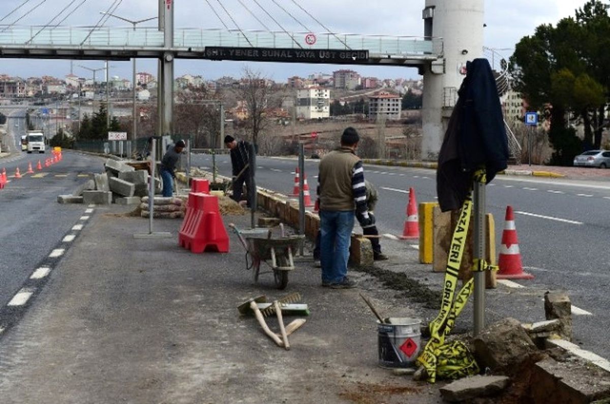 Akar Kavşağı Trafiğe Kapatıldı
