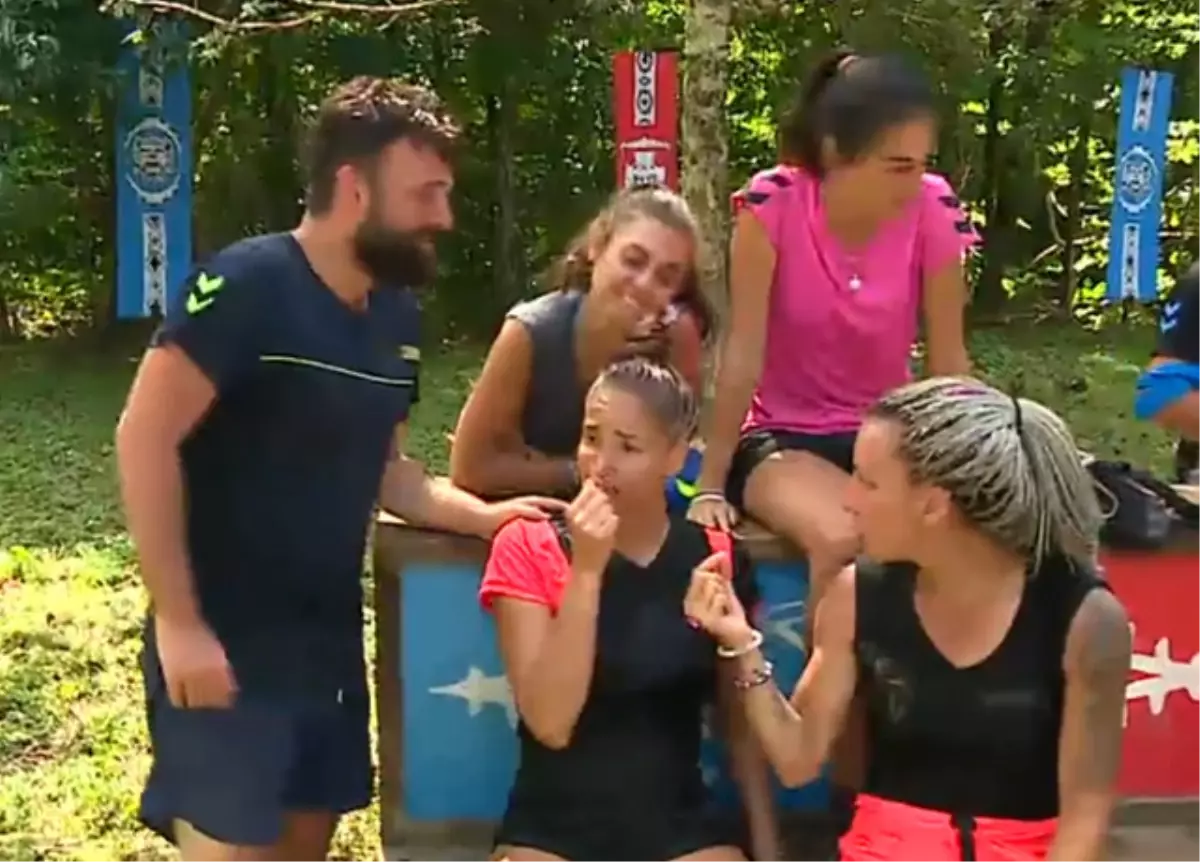 Berna\'dan Erdi\'ye Tepki! "Sana Çok Fena Patlarım"