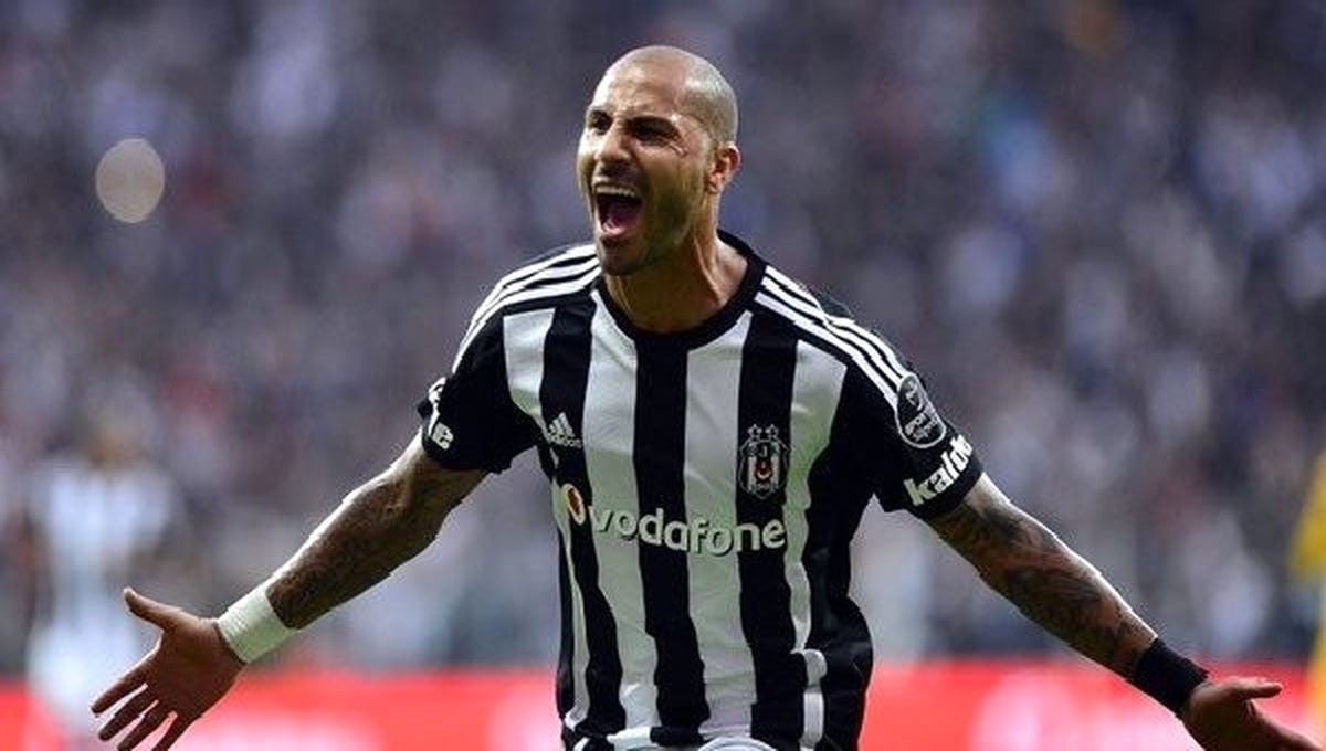 Beşiktaş, Quaresma ile 3 Yıl Daha Uzattı