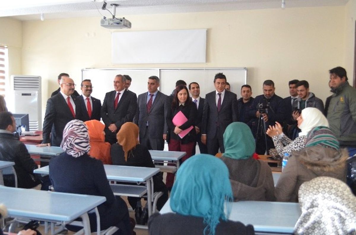 Bingöl\'de Türkçe Öğrenen Suriyeliler Sertifika Aldı