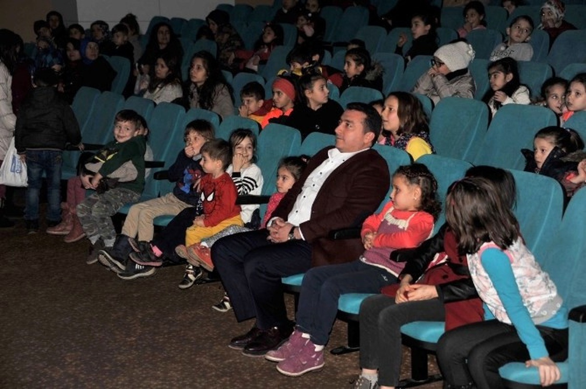 Bozüyük\'te Çocuk Sinema Günleri Sona Erdi