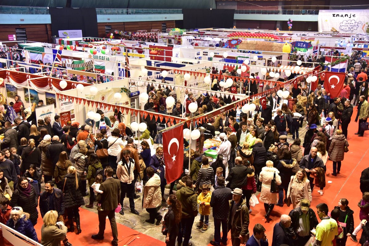 Büyükşehir\'den Diplomatik Kış Kermesine Destek