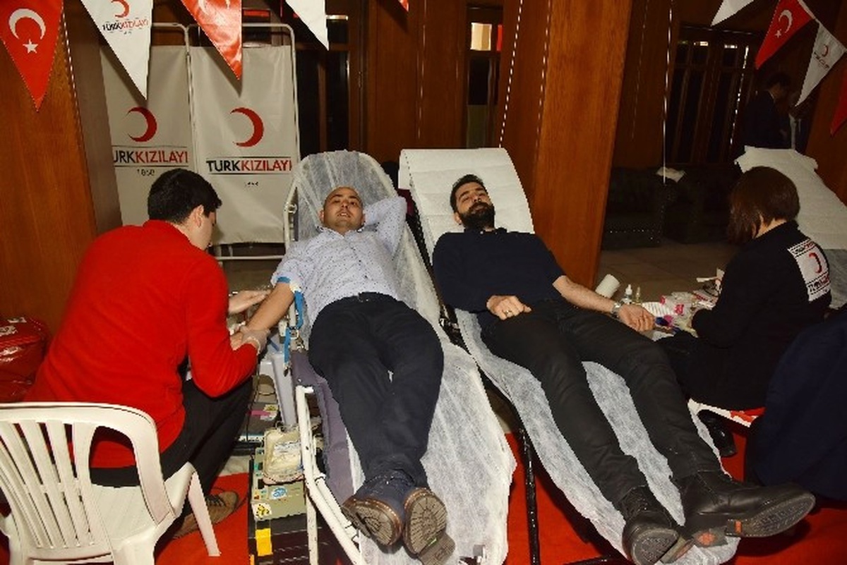 Büyükşehir Personelinden Kan ve Kök Hücre Bağışı