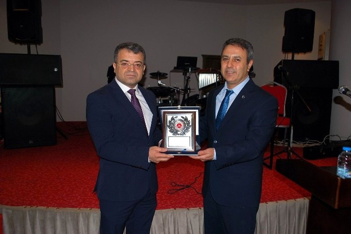 Cumhuriyet Savcısı San\'a Veda Yemeği