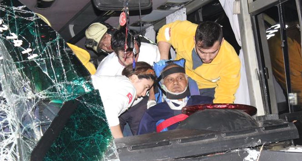 Denizli\'de Zincirleme Trafik Kazası: 25 Yaralı