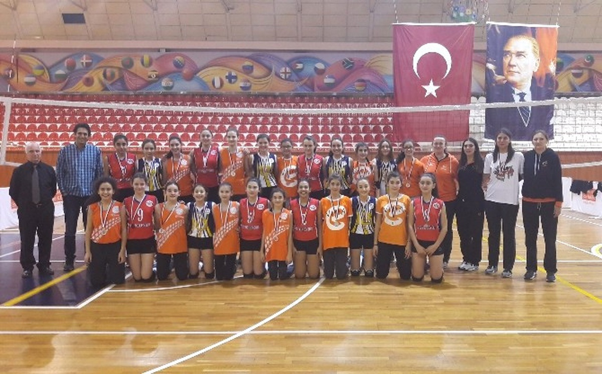 Eczacıbaşı, 1. Gelişim Takımları Turnuvası\'nı Gerçekleştirdi