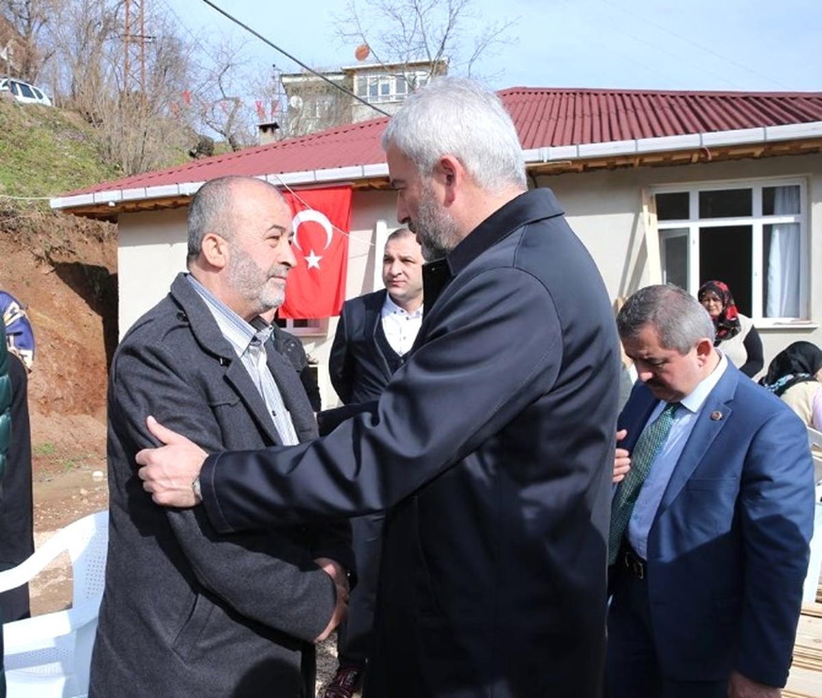 Enver Yılmaz: "Şehit ve Gazilerimize Minnettarız"