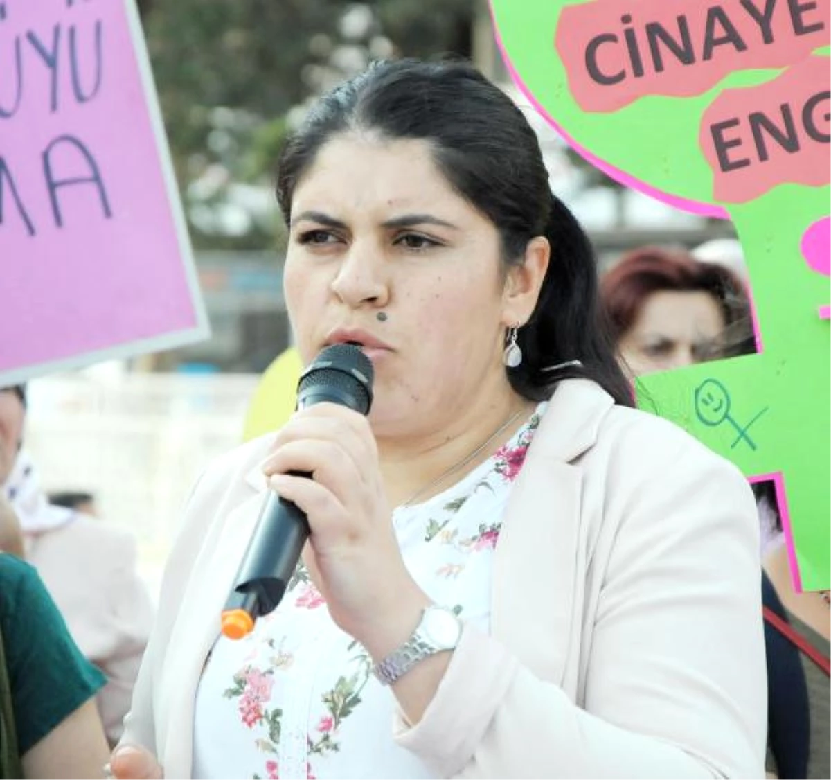Hdp Milletvekili Dilek Öcalan Gözaltına Alındı