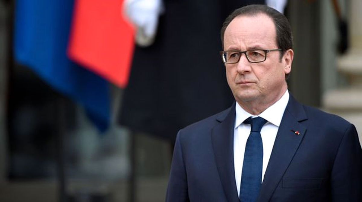Hollande\'dan Polislerin Tecavüzüne Uğrayan Gence Ziyaret