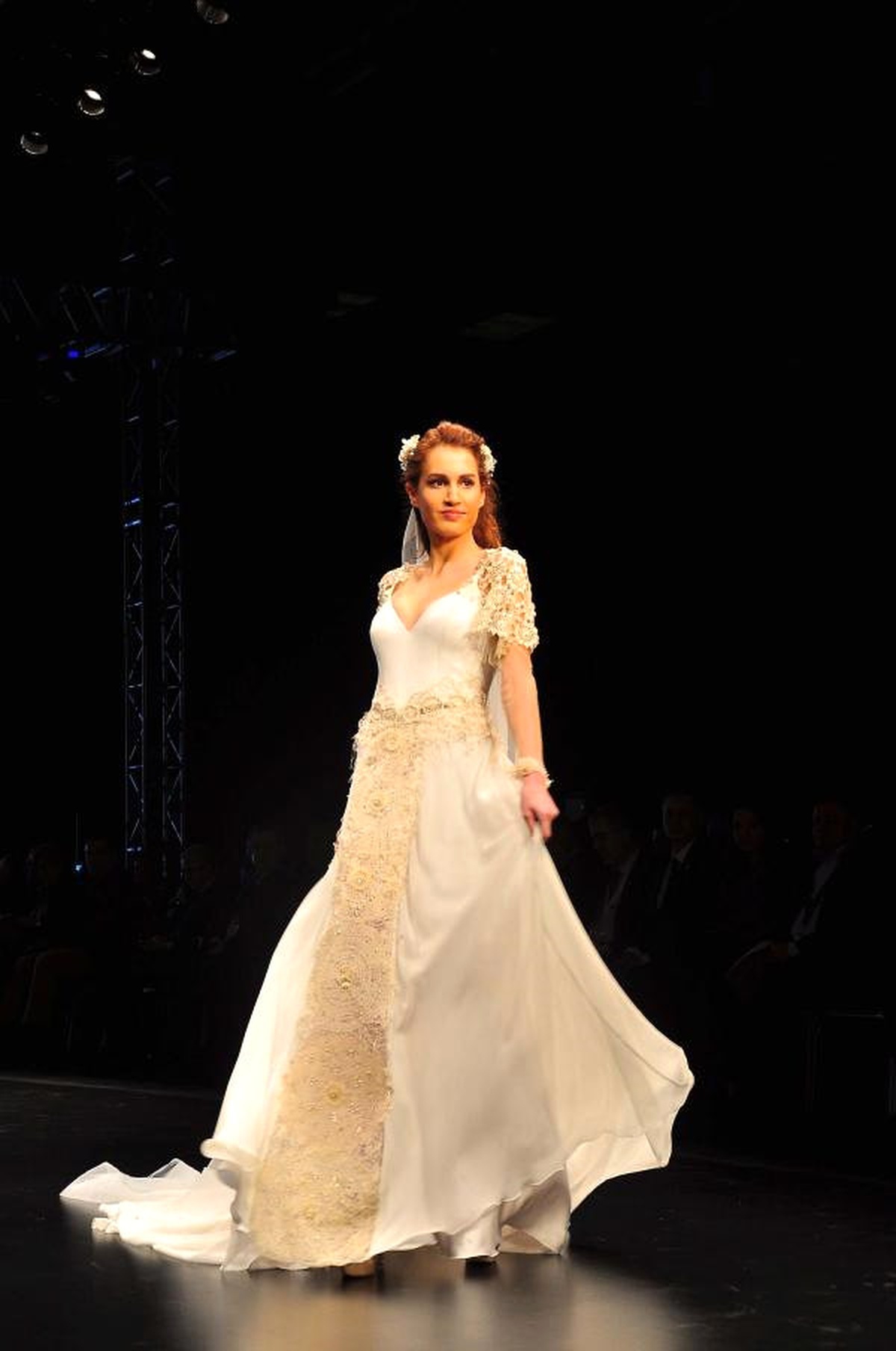 If Wedding Fashion İzmir Kapılarını Açtı
