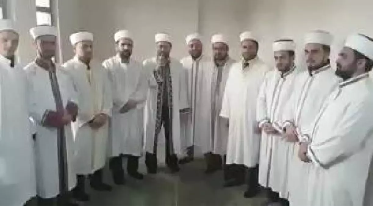 Diyanet\'ten "Evet" Videosu Yayınlayan İmamlarla İlgili Açıklama