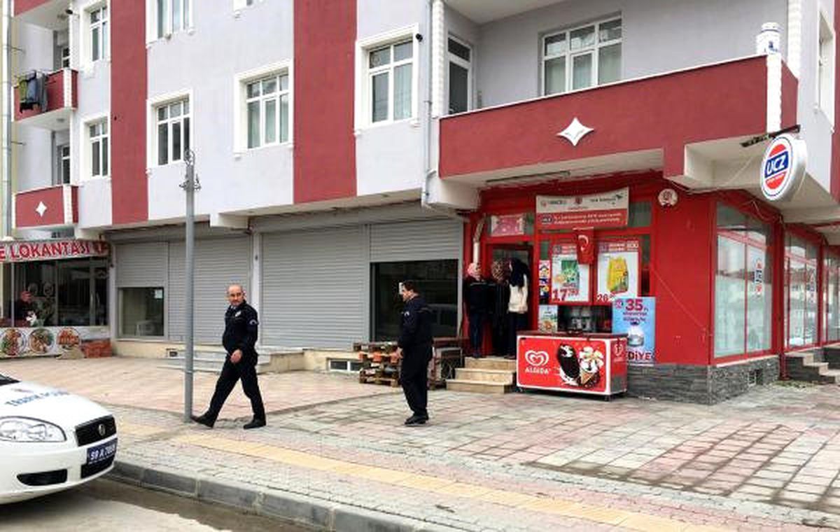 Kapaklı\'da Markette Silahlı Soygun