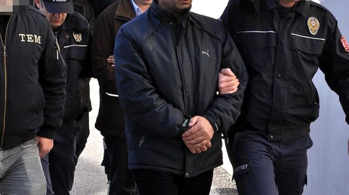 Karabük Merkezli 4 İlde Fetö\'den 10 Polise Gözaltı