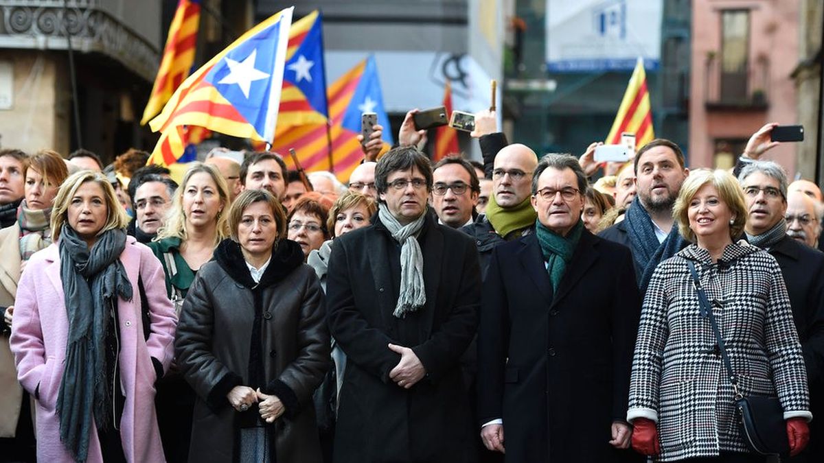 Katalonya Özerk Bölgesi\'nin Eski Başkanı Artur Mas Yargıç Karşısında