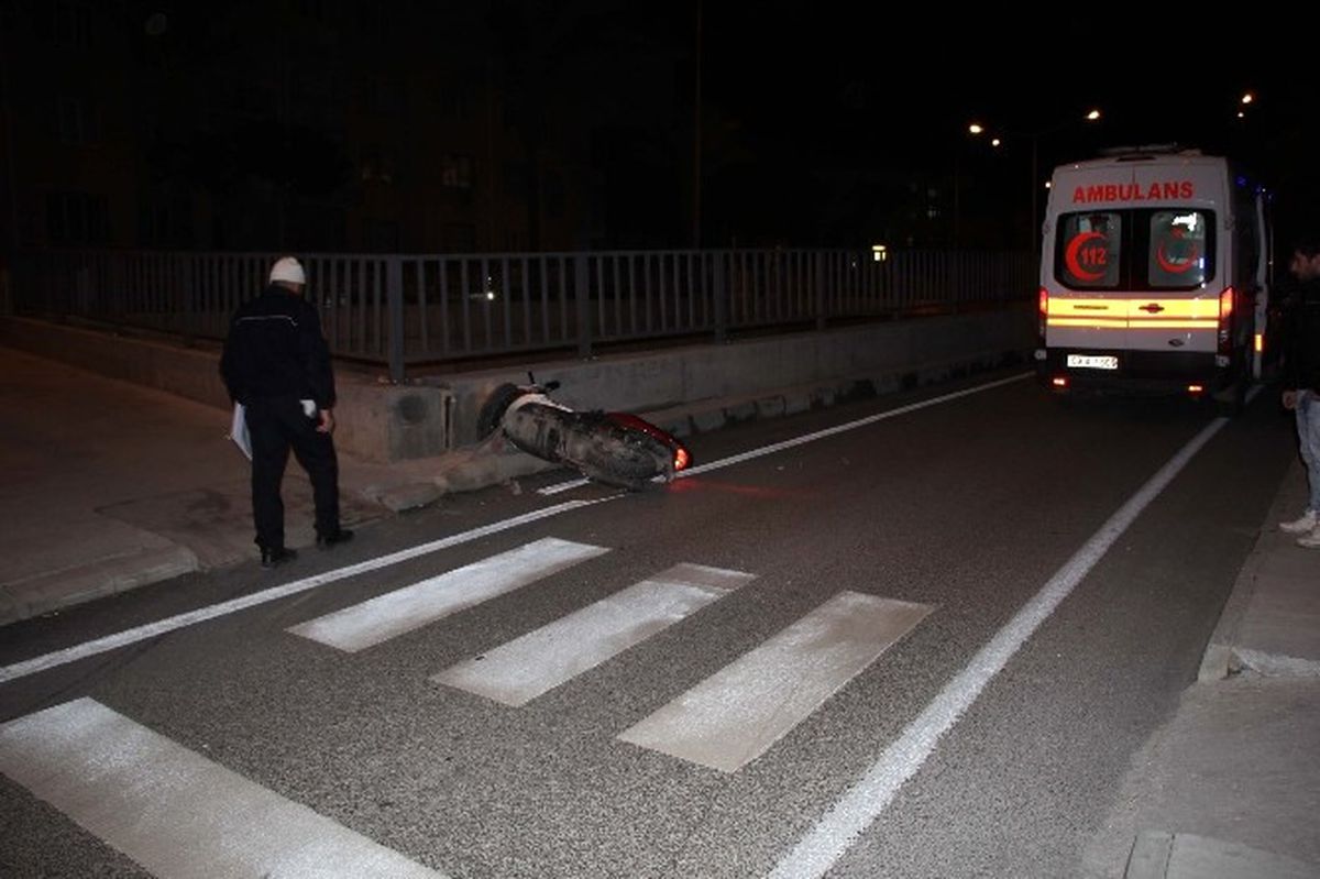 Kuşadası\'nda Trafik Kazası; 1 Yaralı