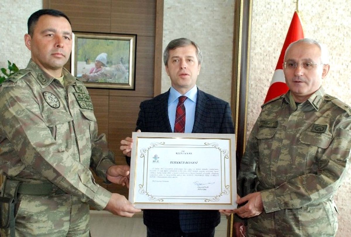 Mahsur Kalanları Kurtaran Jandarmaya Teşekkür Belgesi