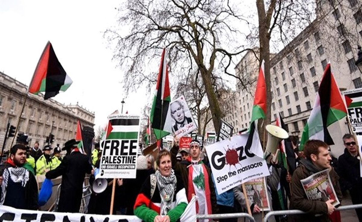 Netanyahu, Londra\'da Protesto Edildi