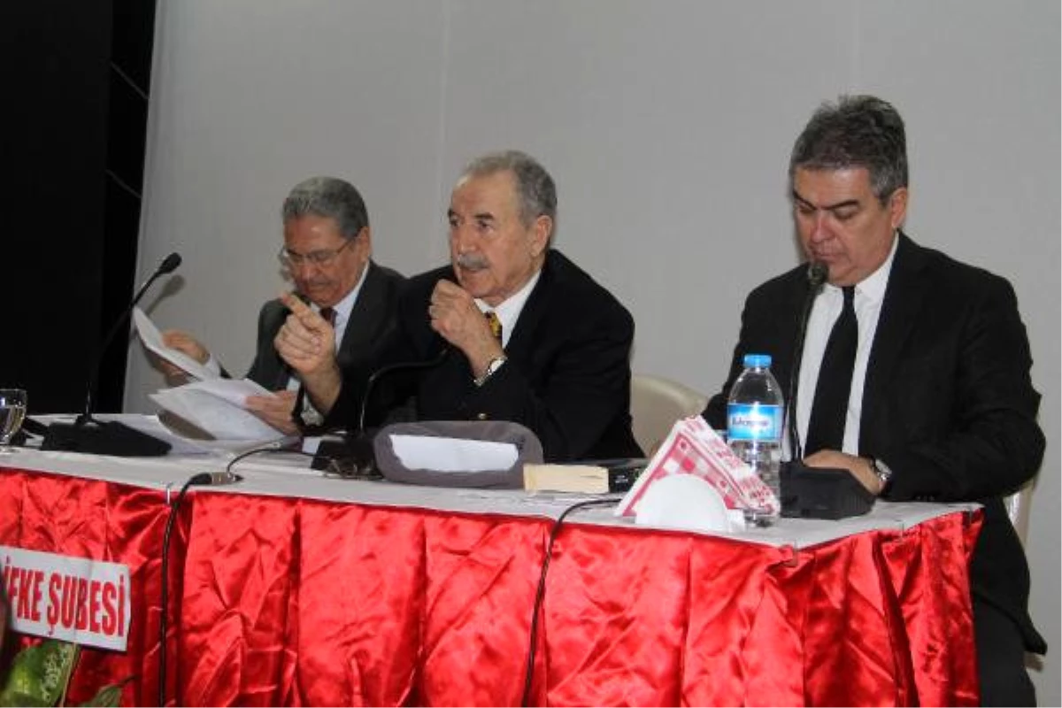 Prof. Dr. Batum: Yeni Anayasa Haince Bir Anayasadır