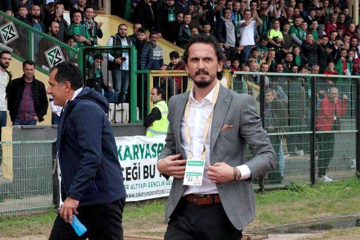 Sakaryaspor\'da Tuncay Şanlı\'nın Görevine Son Verildi