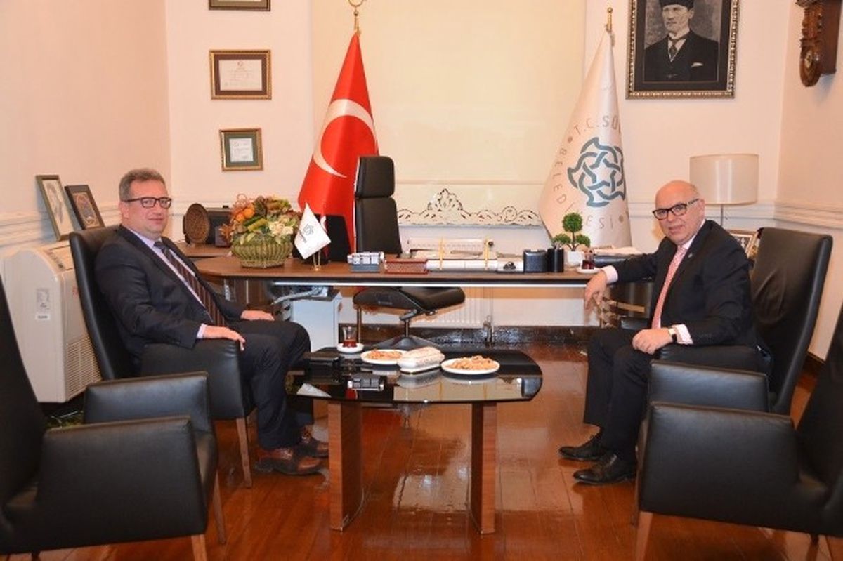 Süleymanpaşa Belediye Başkanı Ekrem Eşkinat İlçe Emniyet Müdürü Kayrak\'ı Ağırladı