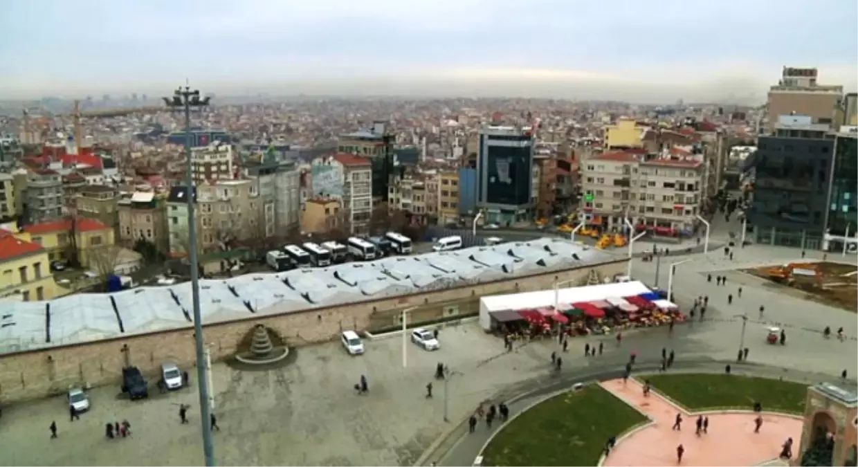 Taksim\'de Camiye Onay