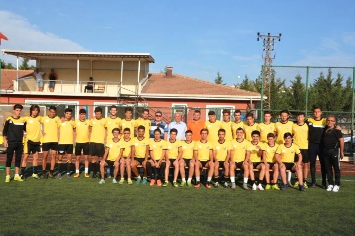 Tekirdağspor U17 Kategorisinde Namağlup Şampiyon Oldu