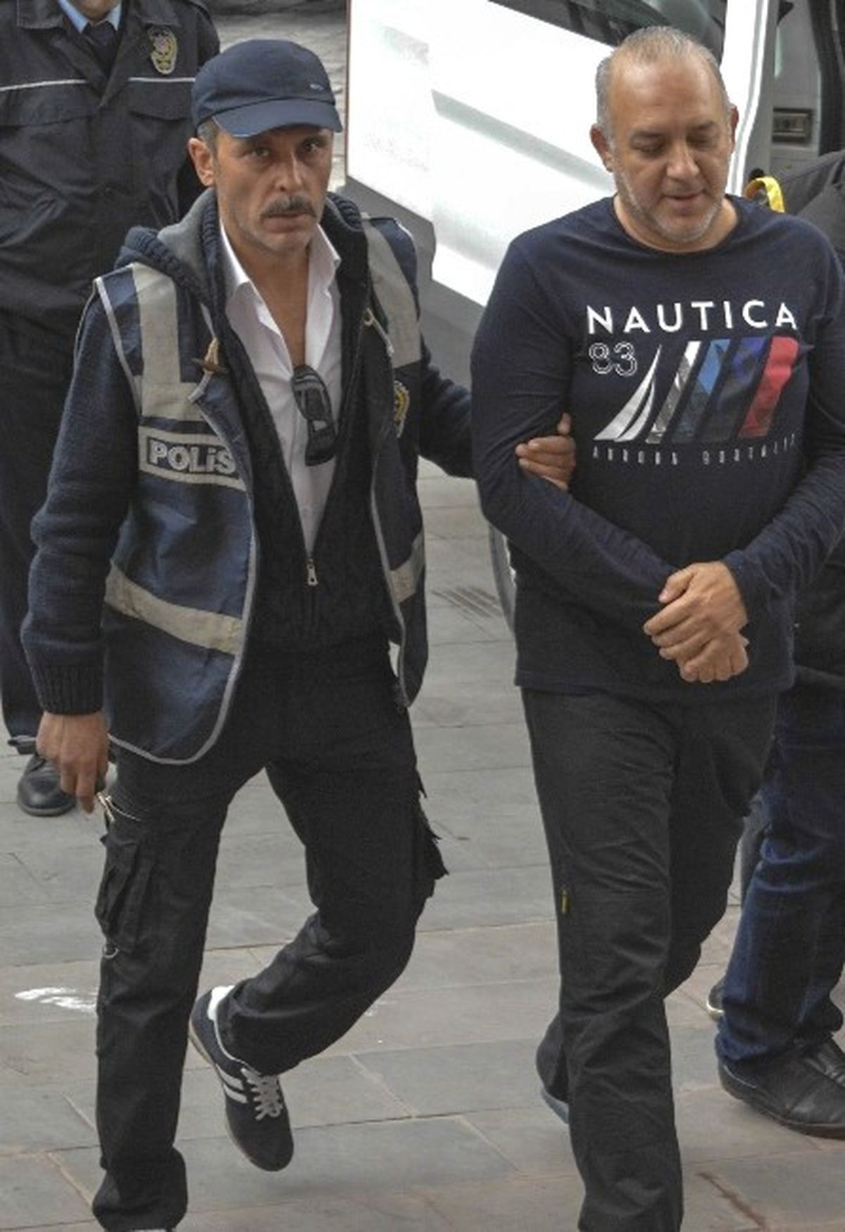 Turgutlu\'da Fetö Kapsamında Bir İş Adamı Tutuklandı
