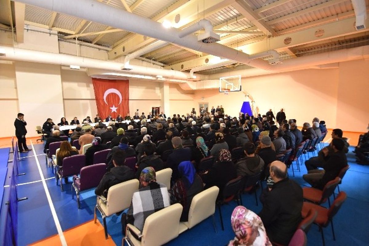 Valilikte "Halk Toplantısı"