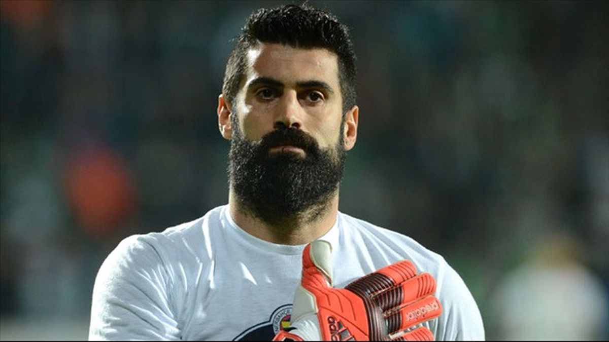 Volkan Demirel\'e "Hakaret İçerikli Tezahürat" Soruşturması