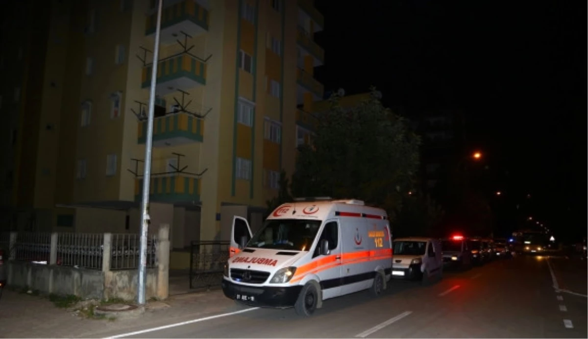 Adana\'da 5 Yaşındaki Çocuğun Kazara Babasını Vurduğu İddiası