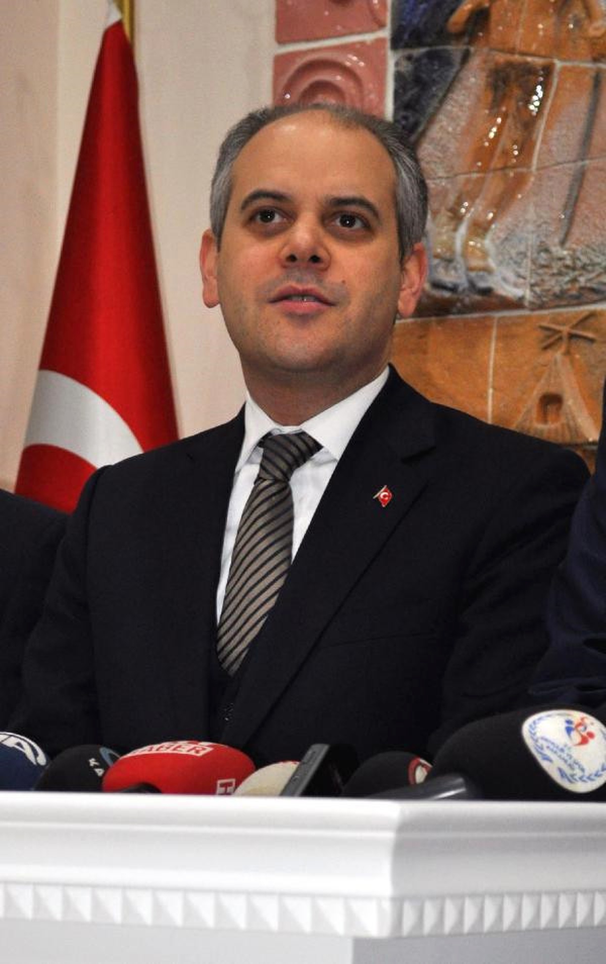 Bakan Kılıç\'tan Spor Dünyasına Uyarı: "Herkes Sorumluluğunu Bilmeli"