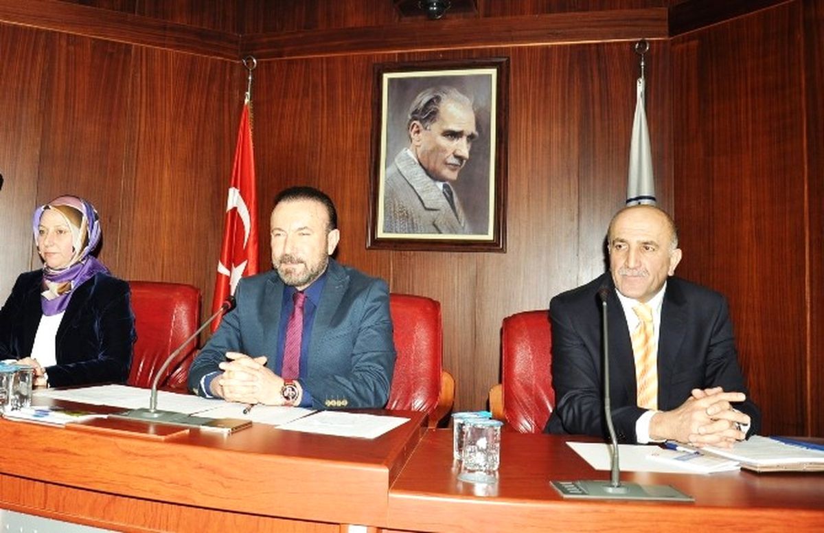 Başkan Doğan\'dan Valilik Konağı Yıkılacak Açıklaması