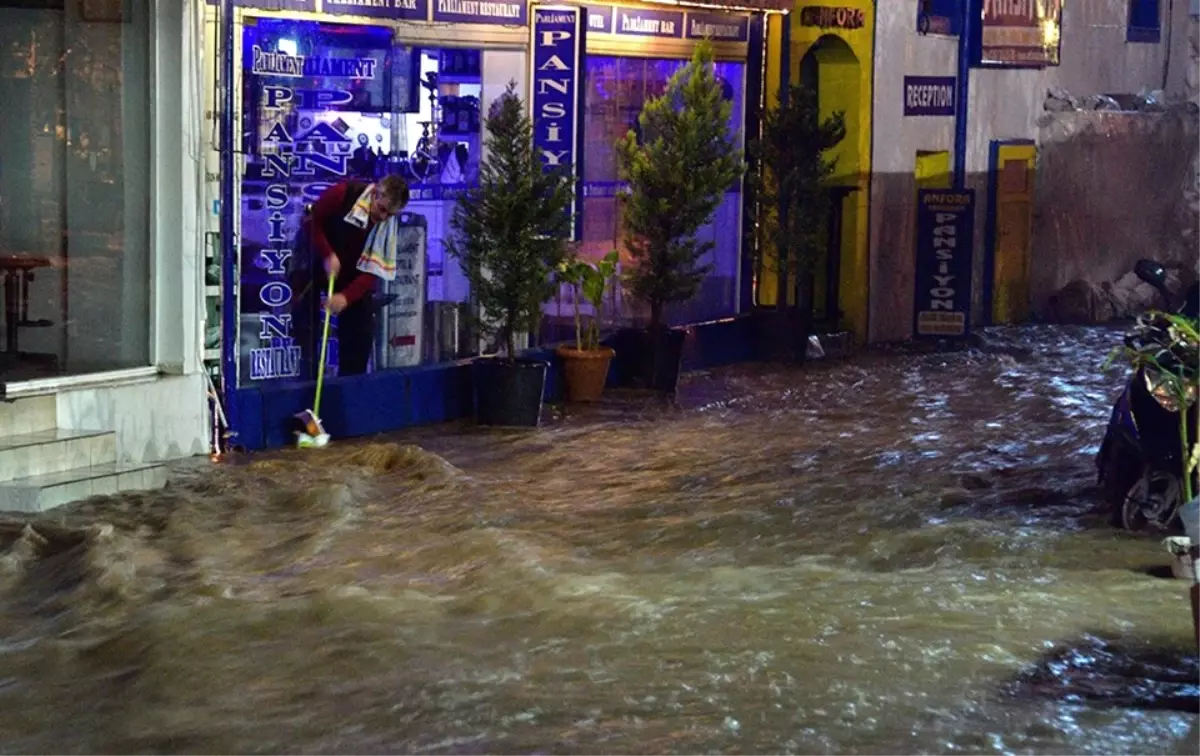 Bodrum\'da Sağanak ve Dolu