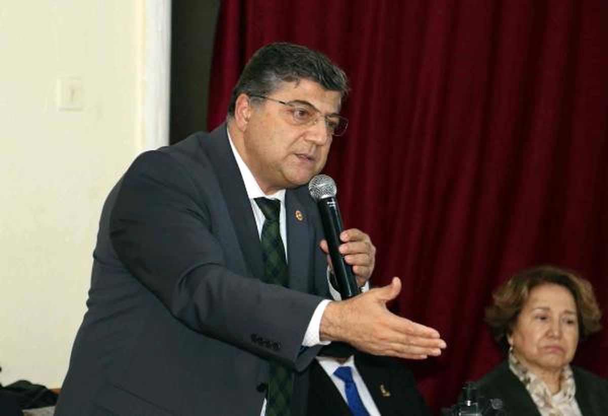 CHP\'li Sındır: Son İhraçlar Tarihimize Kara Lekedir