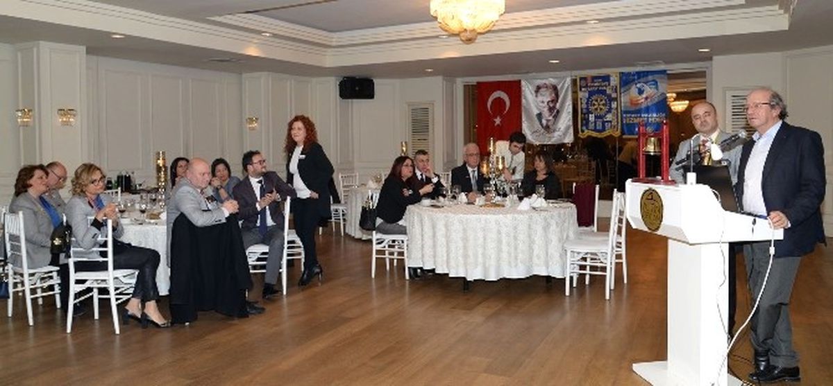 Demirtaş Rotary Kulübü\'nden Behiç Ak\'a Meslek Hizmet Ödülü