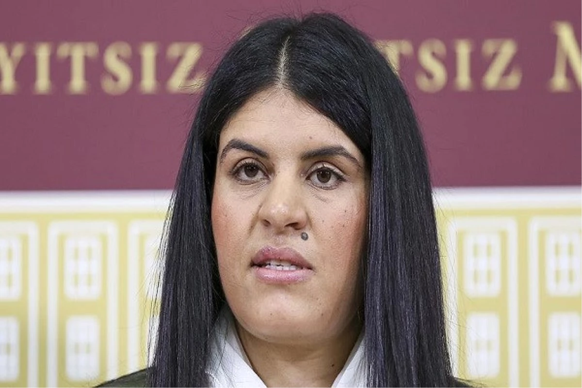 Dha İstanbul - Şanlıurfa Milletvekili Dilek Öcalan Gözaltına Alındı