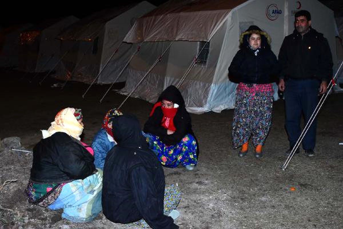 Dha Yurt: Depremin Merkezinde Çadırların Yerini Konteynerler Alıyor
