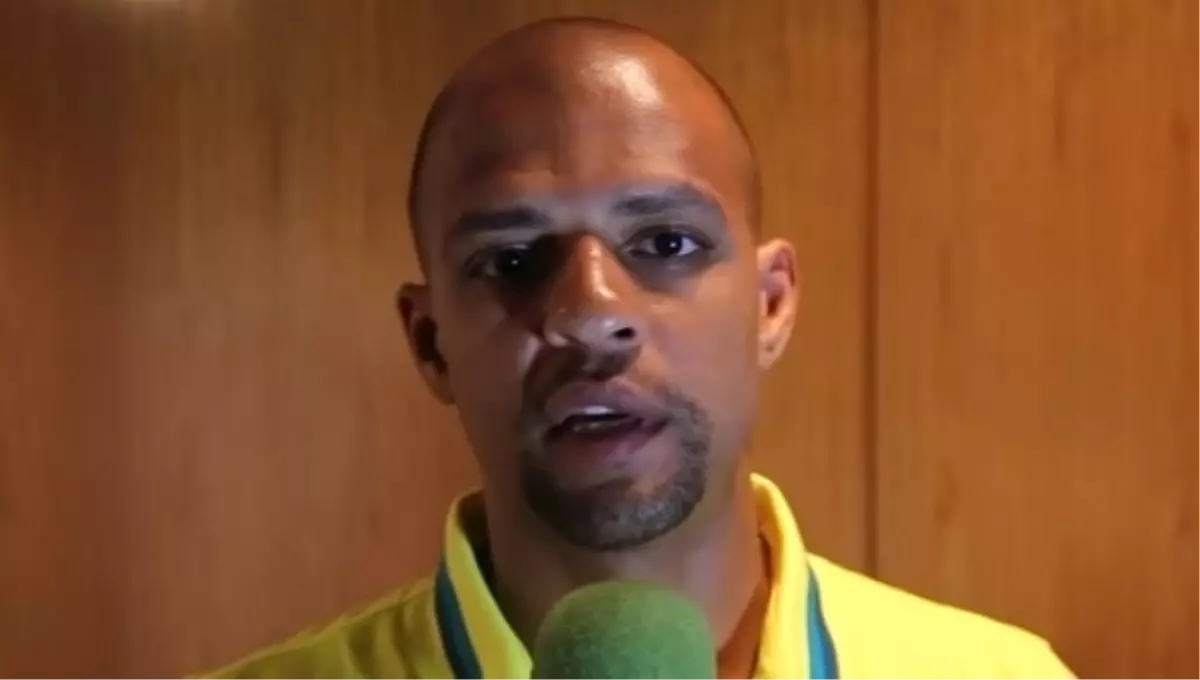 Felipe Melo\'dan Fenerbahçe\'ye Şampiyonluk Göndermesi