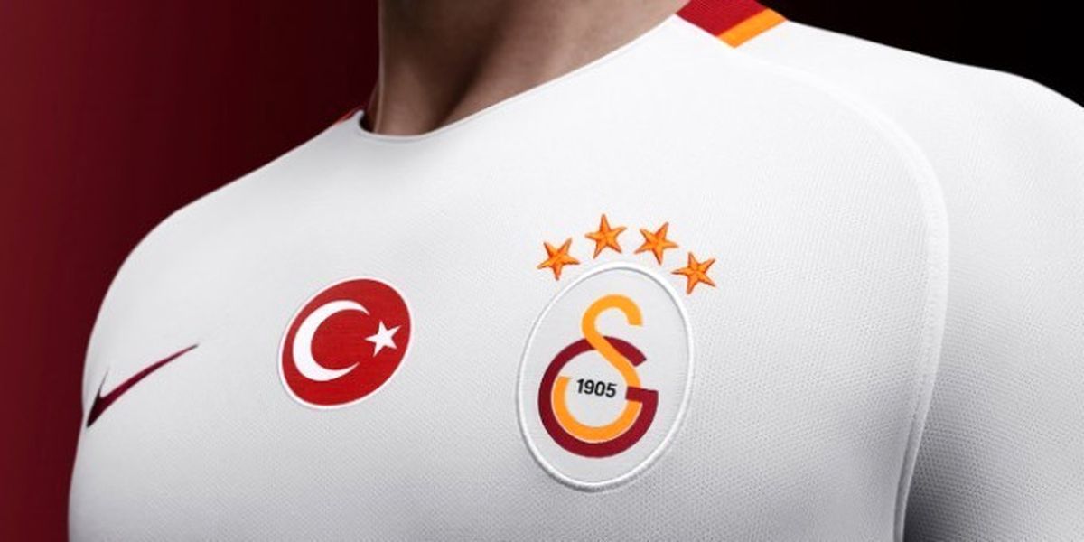 Galatasaray\'da İlk Transfer Bombası