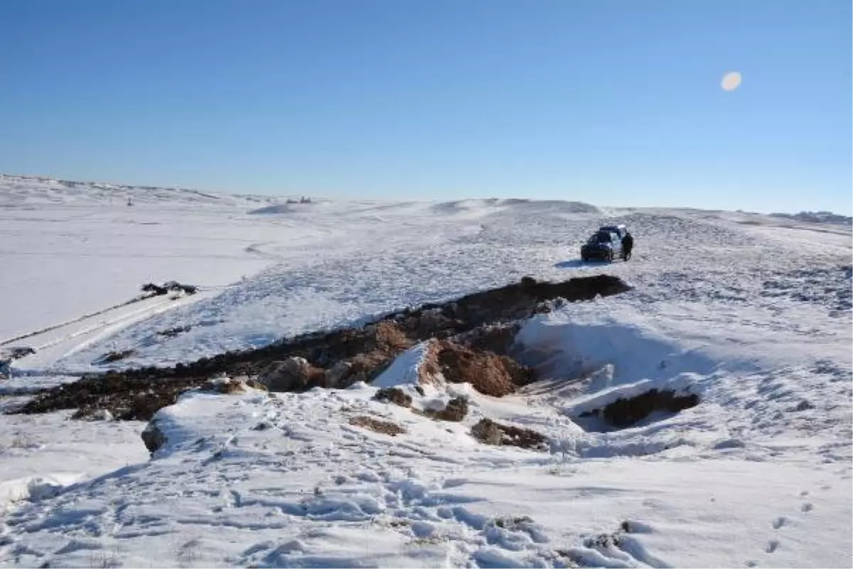 Hacıbektaş\'ta Kayadan Oyma Kilisede Kaçak Kazıya 7 Gözaltı