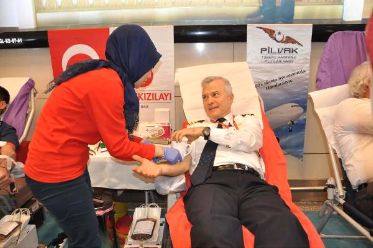 Havayolu Pilotları Vakfı\'ndan Kan Bağışı Kampanyası