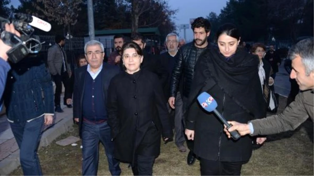 Hdp Ağrı Milletvekili Leyla Zana Gözaltına Alındı (2)