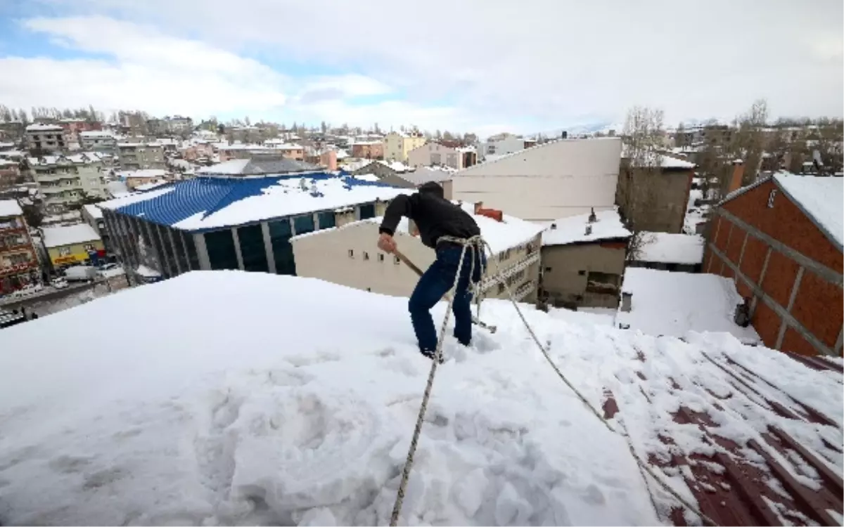 Kar, Ekmek Kapsı Oldu