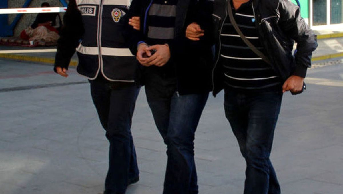 Tekirdağ\'da 2 Emniyet Şube Müdürü Tutuklandı