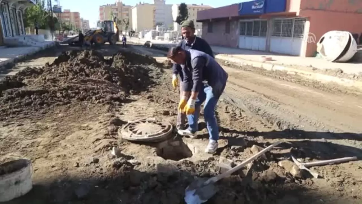 Teröristlerin Patlayıcı Tuzaklamasını Önlemek Için Cadde ve Sokaklar Asfaltlanıyor