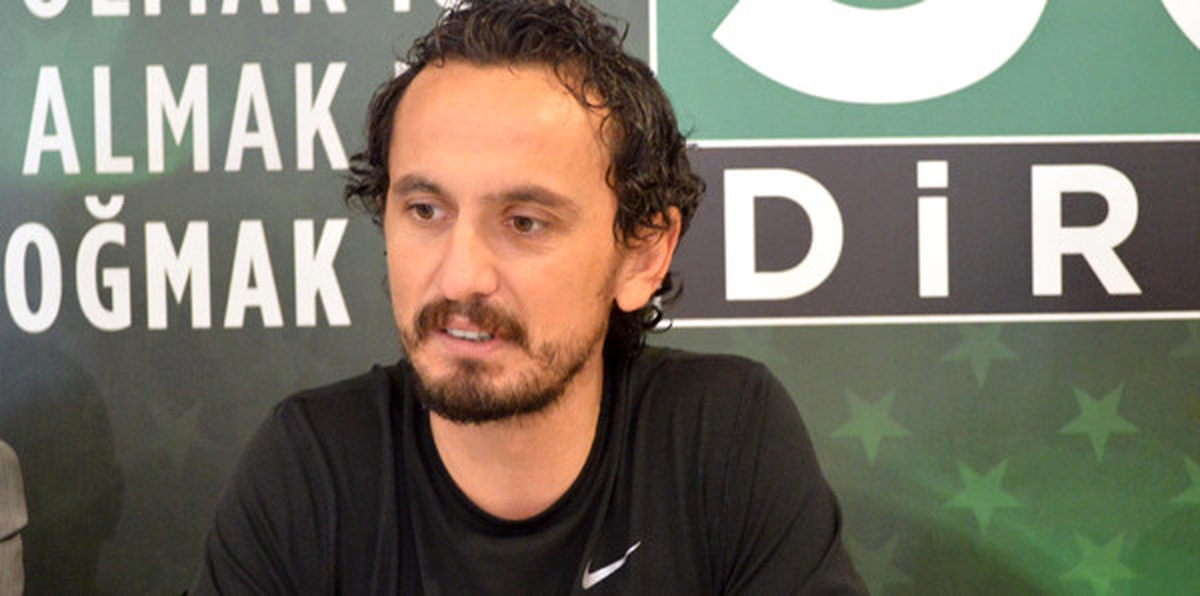 Tuncay Şanlı: "Sakaryaspor, Geleceği İnşa Edenler Tarafından Yönetilmeli"
