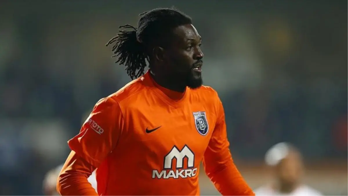 Adebayor\'un Oynaması Zor