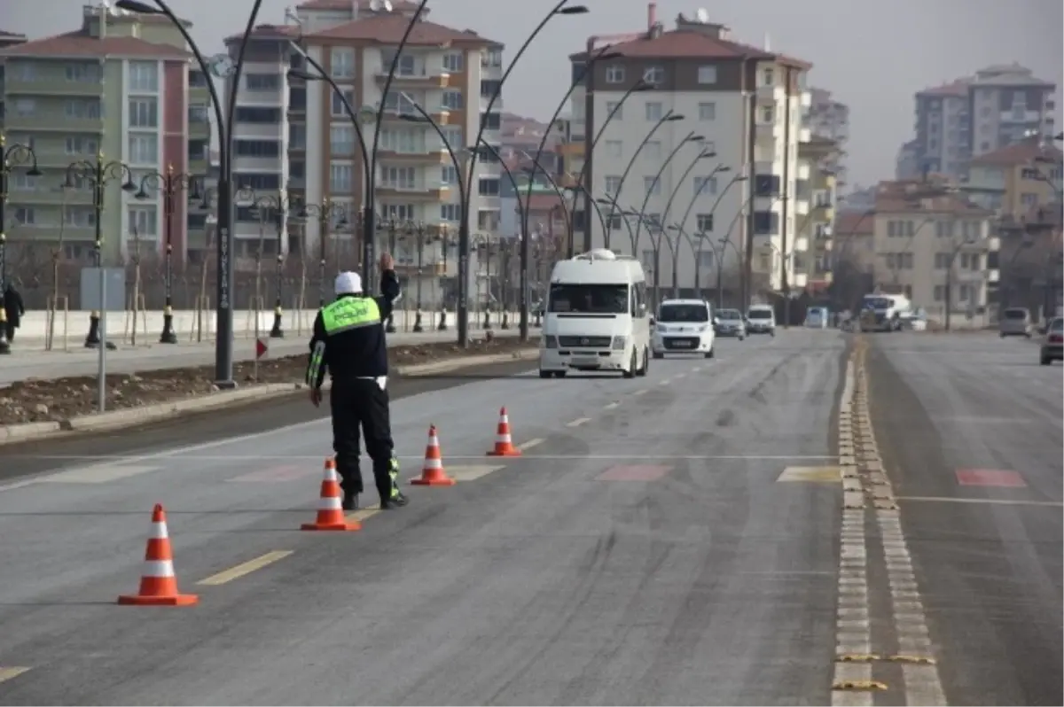 Emniyetten Toplu Taşıma Araçlarına \'Sivil Denetim\'